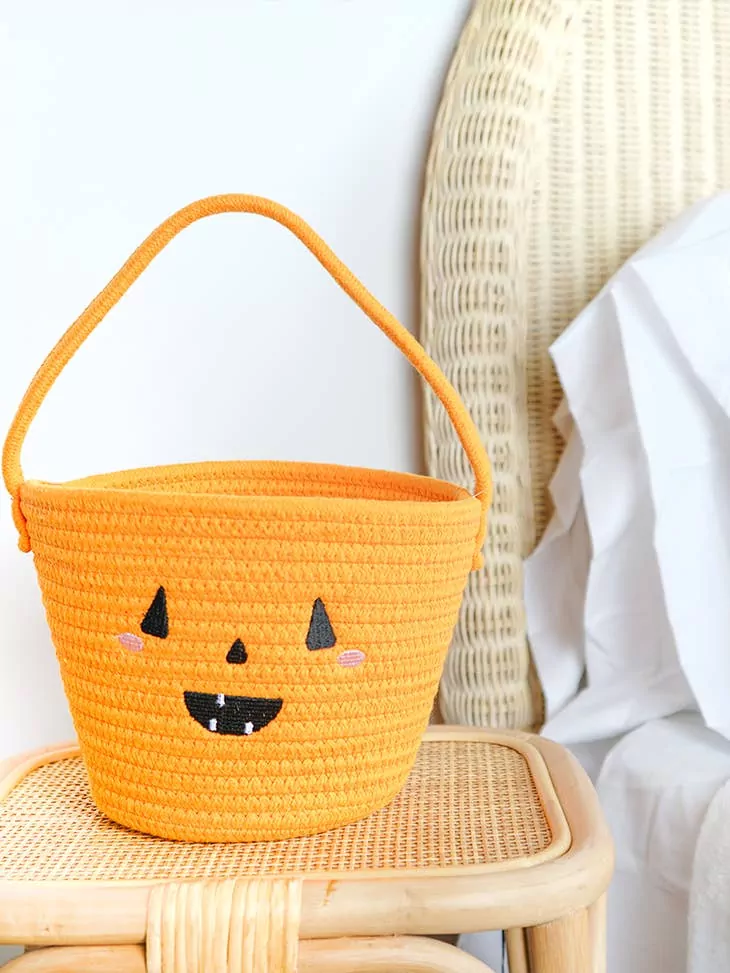 Emerson and Friends Pumpkin Rope Halloween Basket