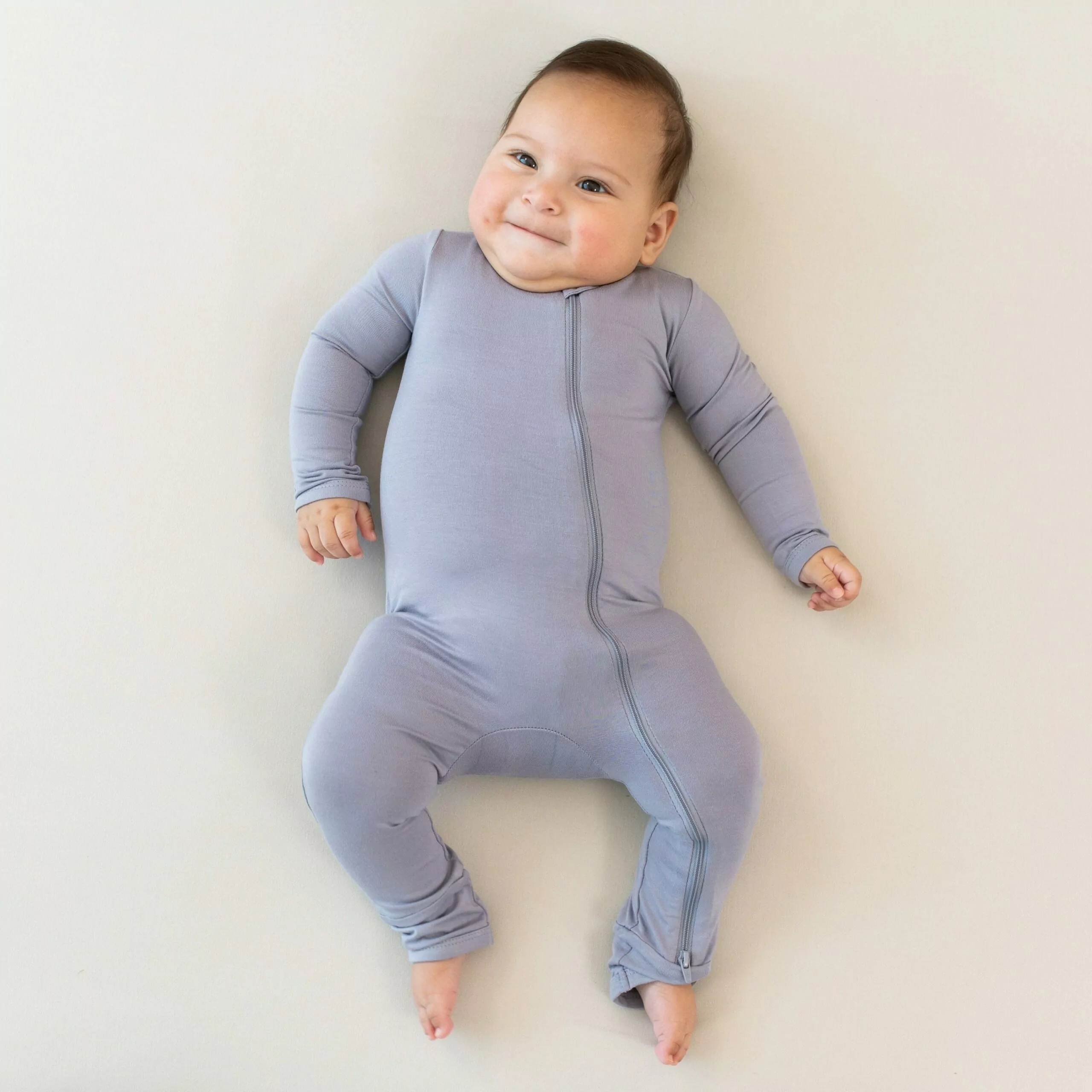 Kyte BABY Zippered Romper in Haze