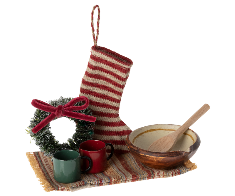 Maileg Cozy Christmas Set for Mouse