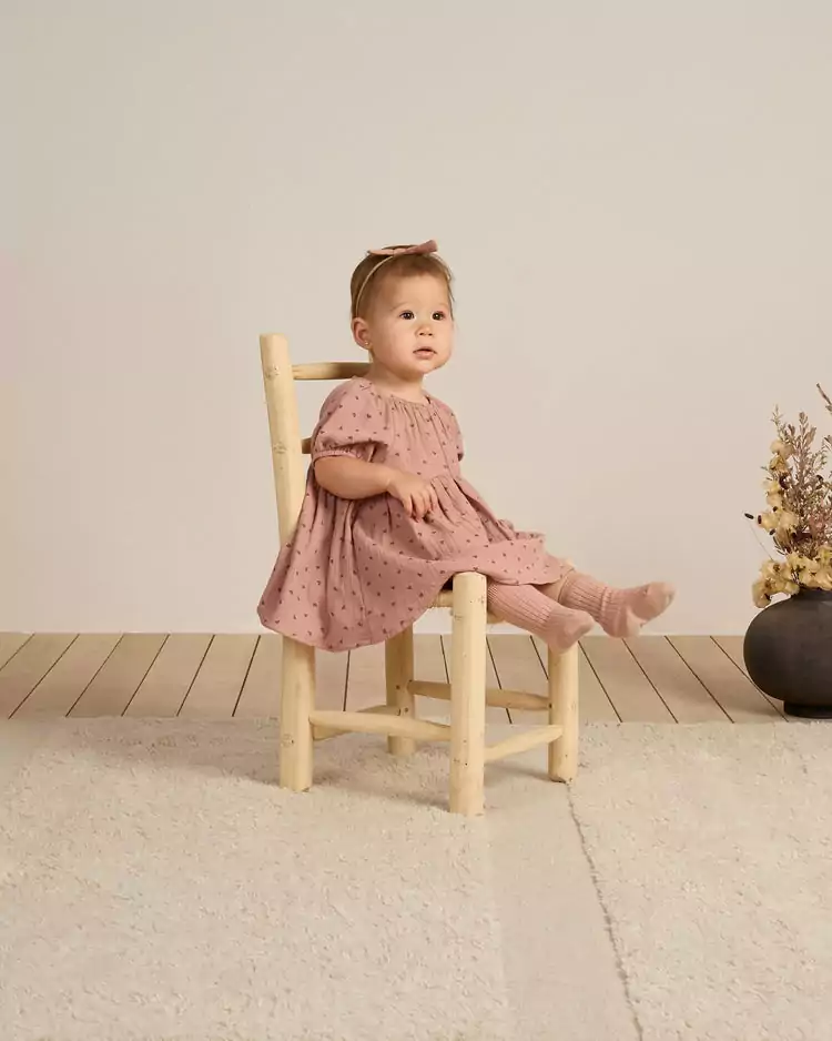 Quincy Mae Bella Dress In Rose