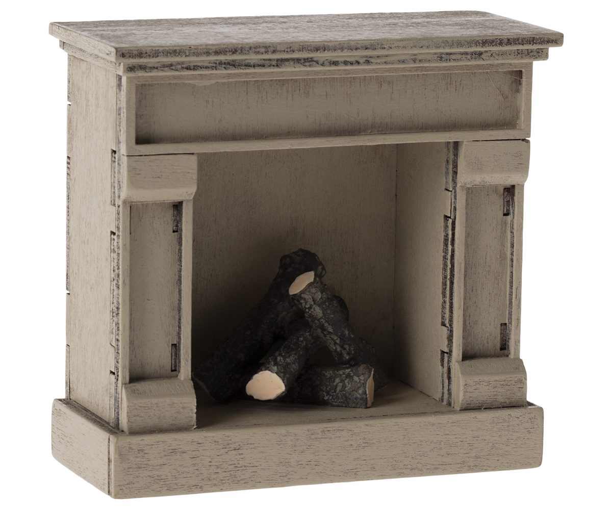 Maileg Fireplace in Off White for Mouse