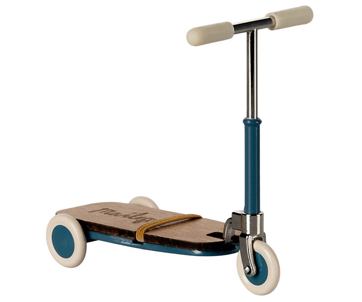Maileg Kick Board In Blue For Mouse