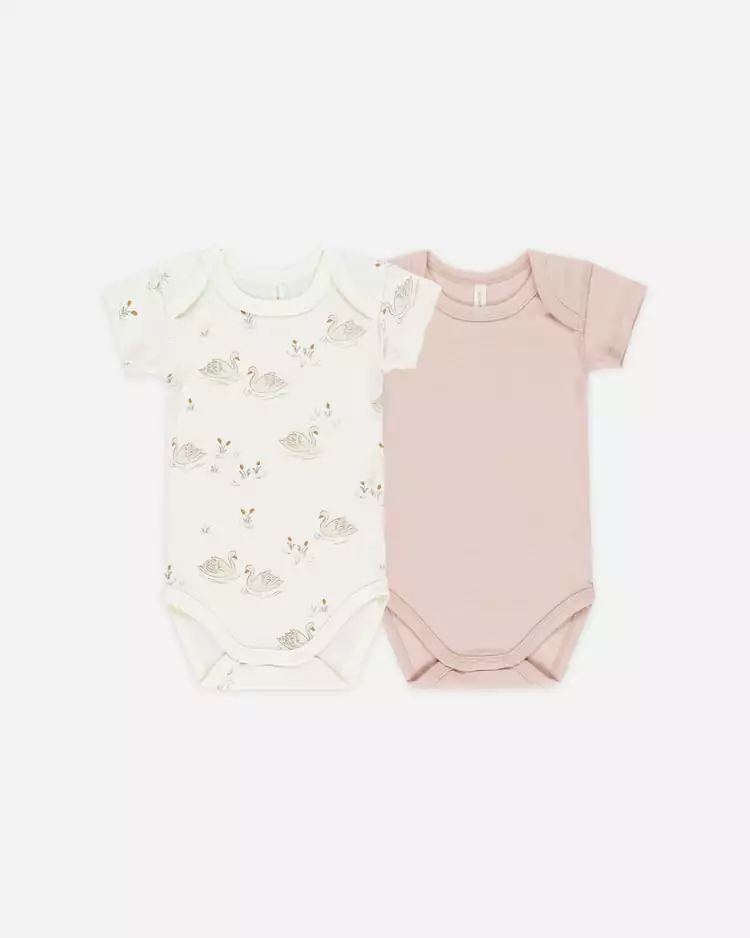 Quincy Mae Short Sleeve Bodysuit 2 Pack In Swans and Bubblegum