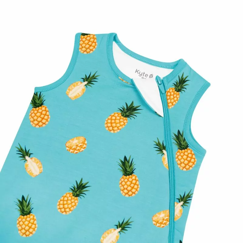 Sleep Bag in Pineapple 1.0 TOG