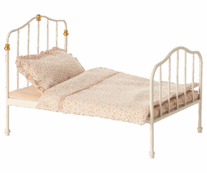 Maileg Vintage Bed For Mouse In Off White Maileg Vintage Bed For Mouse In Off White